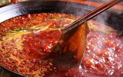 重慶火鍋底料工廠，春天吃火鍋必講究攻略