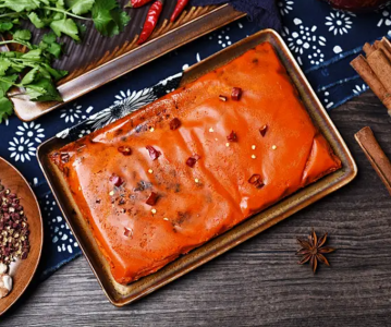 如何挑選靠譜的重慶火鍋底料加工廠家？關(guān)鍵標(biāo)準(zhǔn)揭秘！