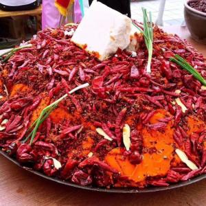 重慶中辣火鍋底料制作中,哪些細節需特別注意以確保品質?